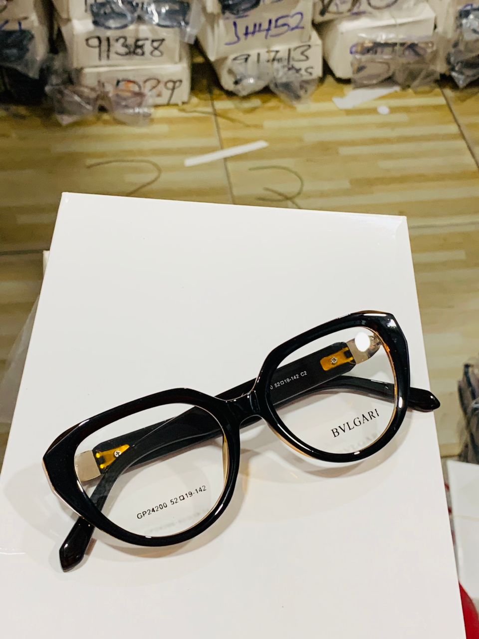 Emerald whisper - image 4