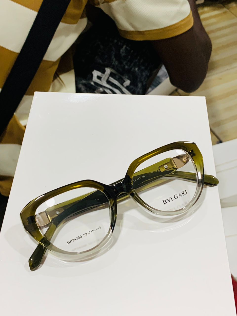 Emerald whisper - image 3